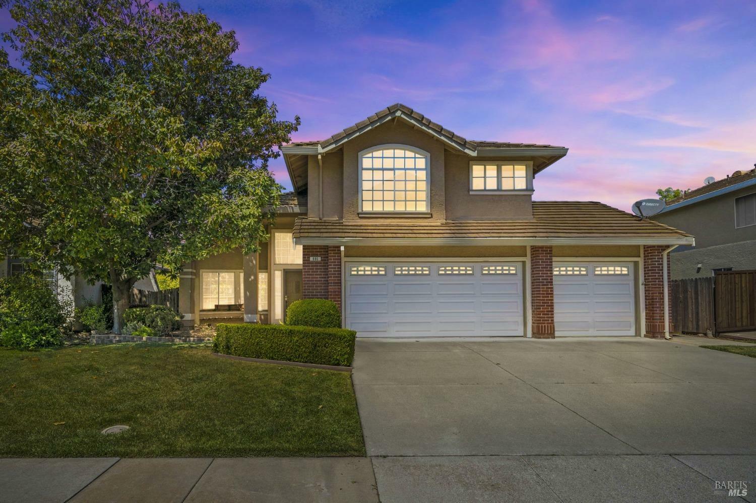 Property Photo:  886 Christine Drive  CA 95687 