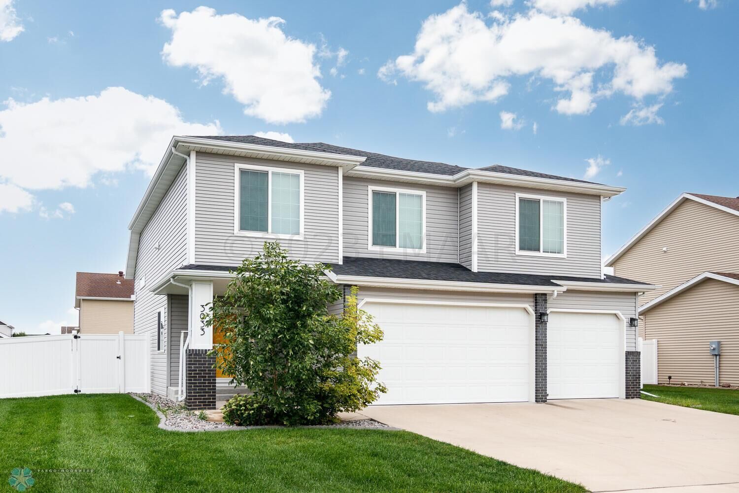 Property Photo:  3033 1 Street E  ND 58078 