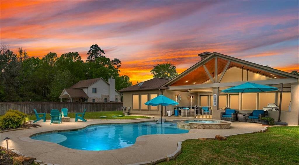 Property Photo:  7419 Revelwood Drive  TX 77354 