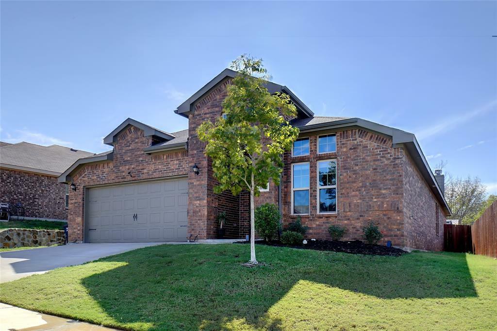 Property Photo:  10857 Live Oak Creek Drive  TX 76108 