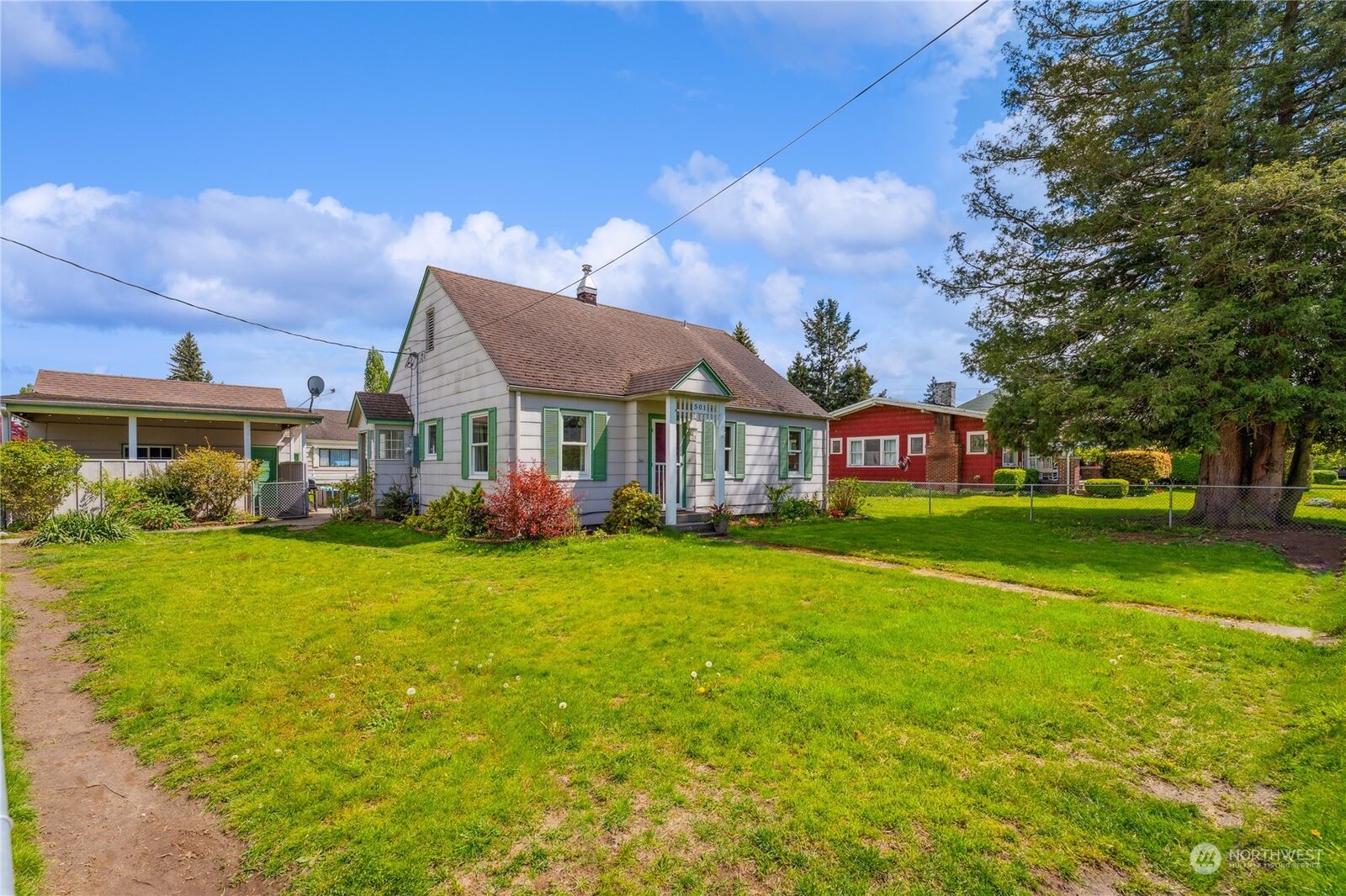 Property Photo: 501 Central Street WA 98284