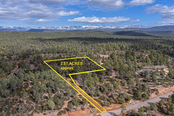 Property Photo: 1802 E Underwood Lane AZ 85541