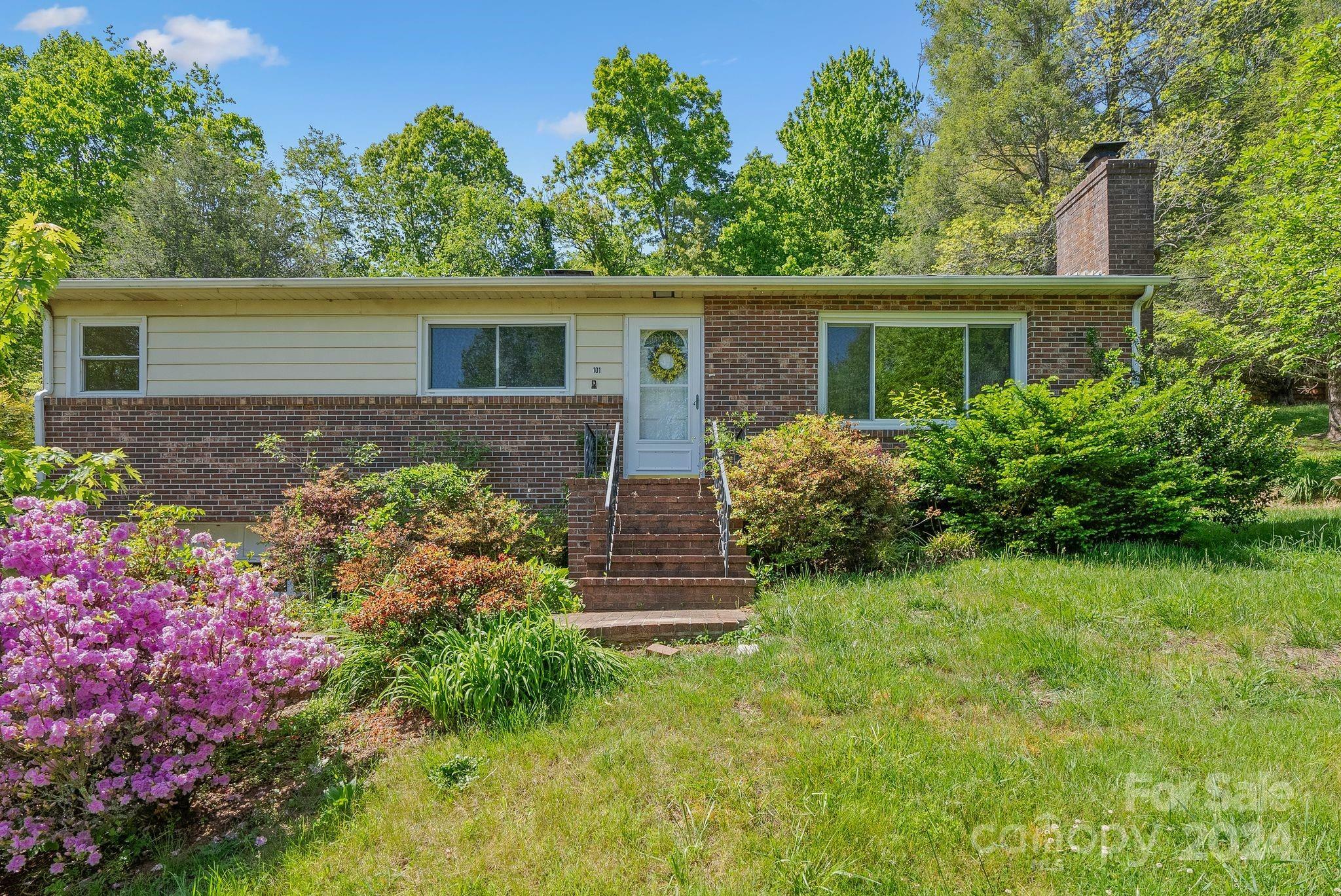 Property Photo:  101 Azalea Avenue  NC 28778 