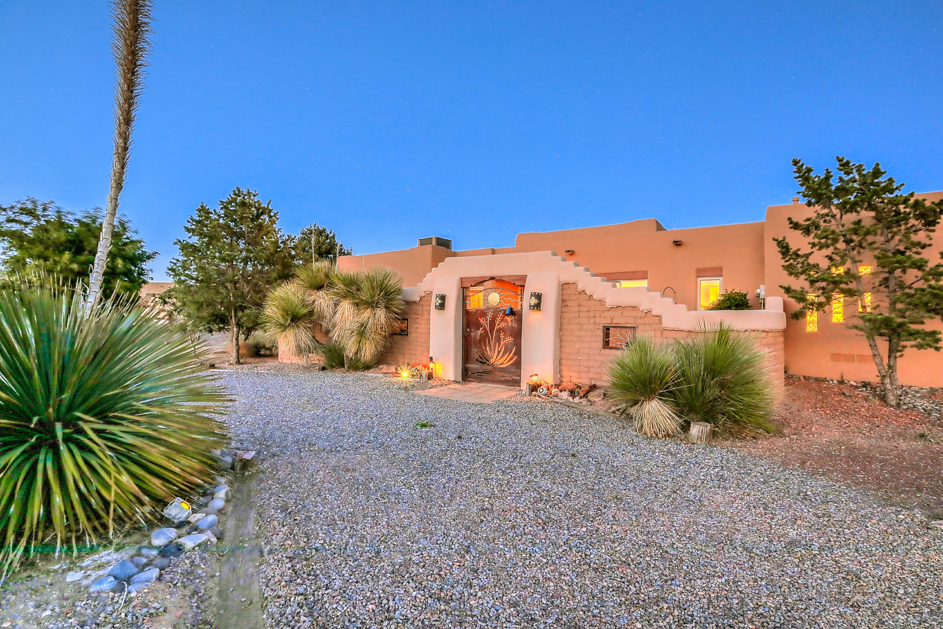 Property Photo:  945 Sagebrush Drive  NM 87048 