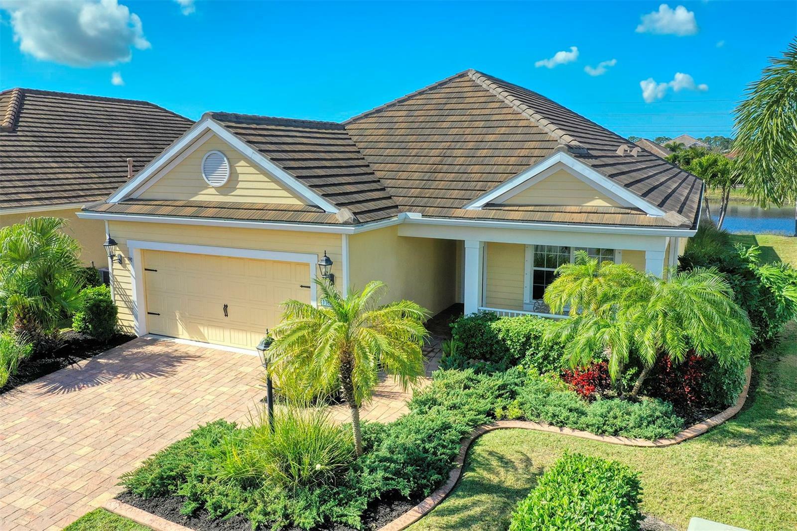 Property Photo: 11613 Marathon Circle FL 34293