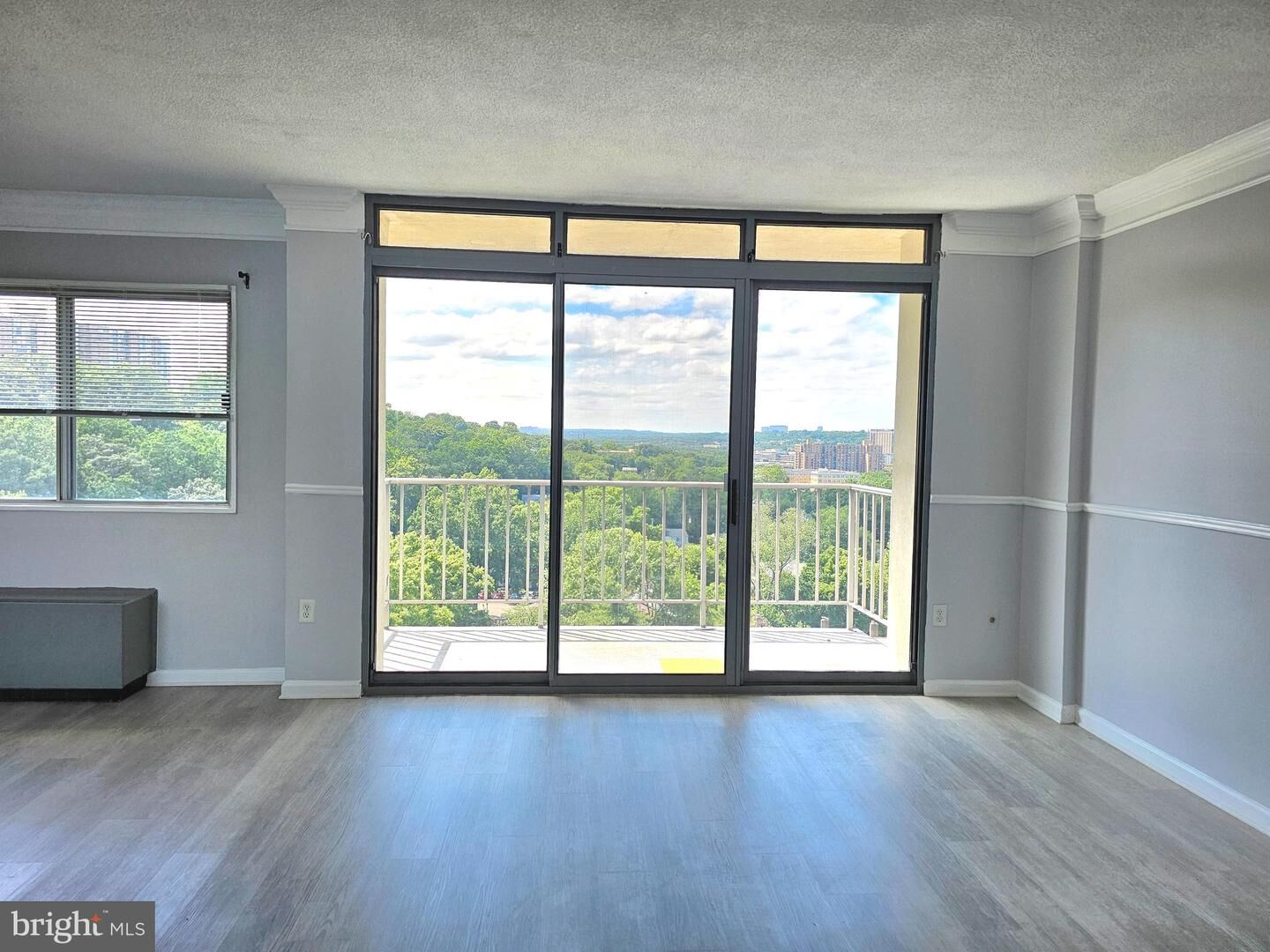 Property Photo:  2059 Huntington Avenue 1608  VA 22303 