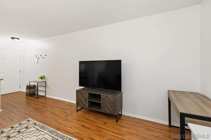 Property Photo: 1435 India St 214 CA 92101