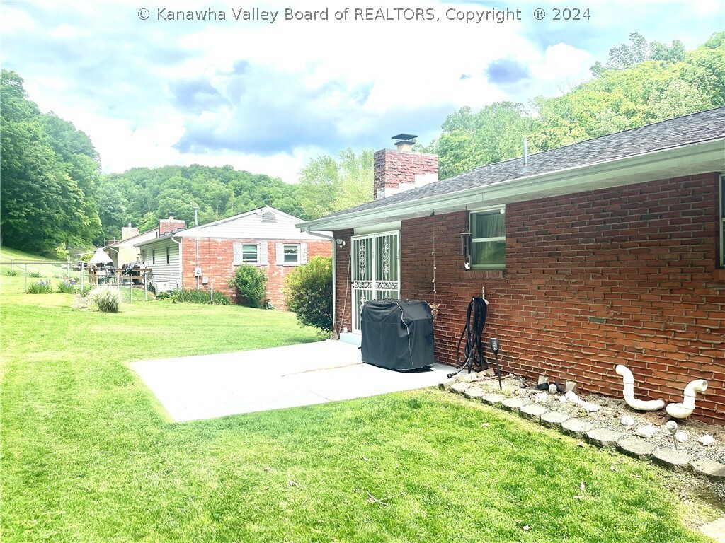 Property Photo:  219 Brookhaven Drive  WV 25213 