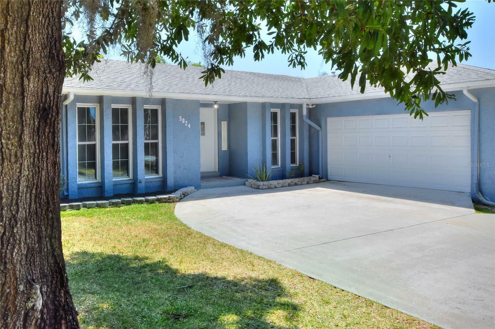 Property Photo:  5024 Fairfax W  FL 33813 