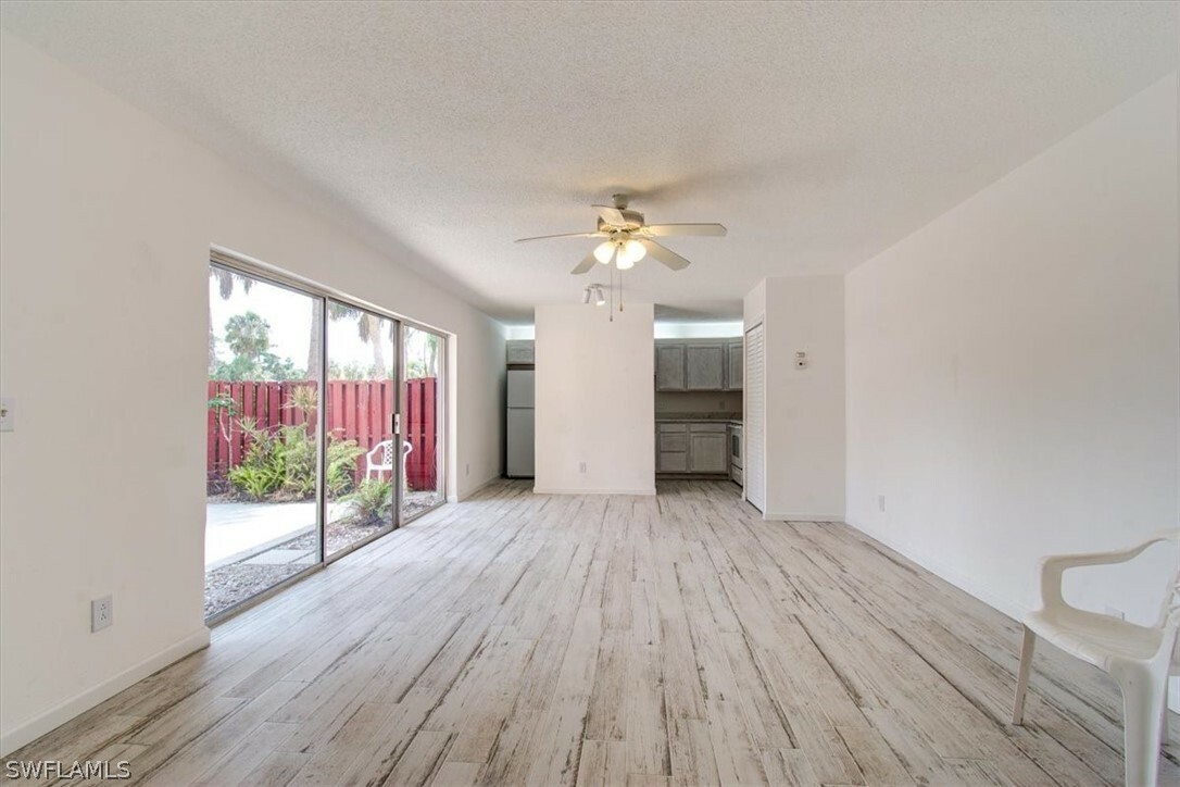 Property Photo:  1165 Palm Avenue 9A  FL 33903 