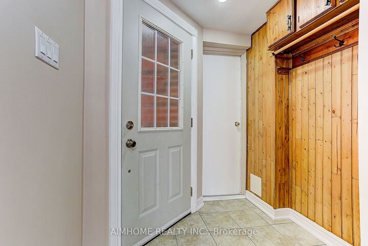 Home for sale in Mississauga 4401 Curia Cres, Mississauga, ON L4Z 2Y2