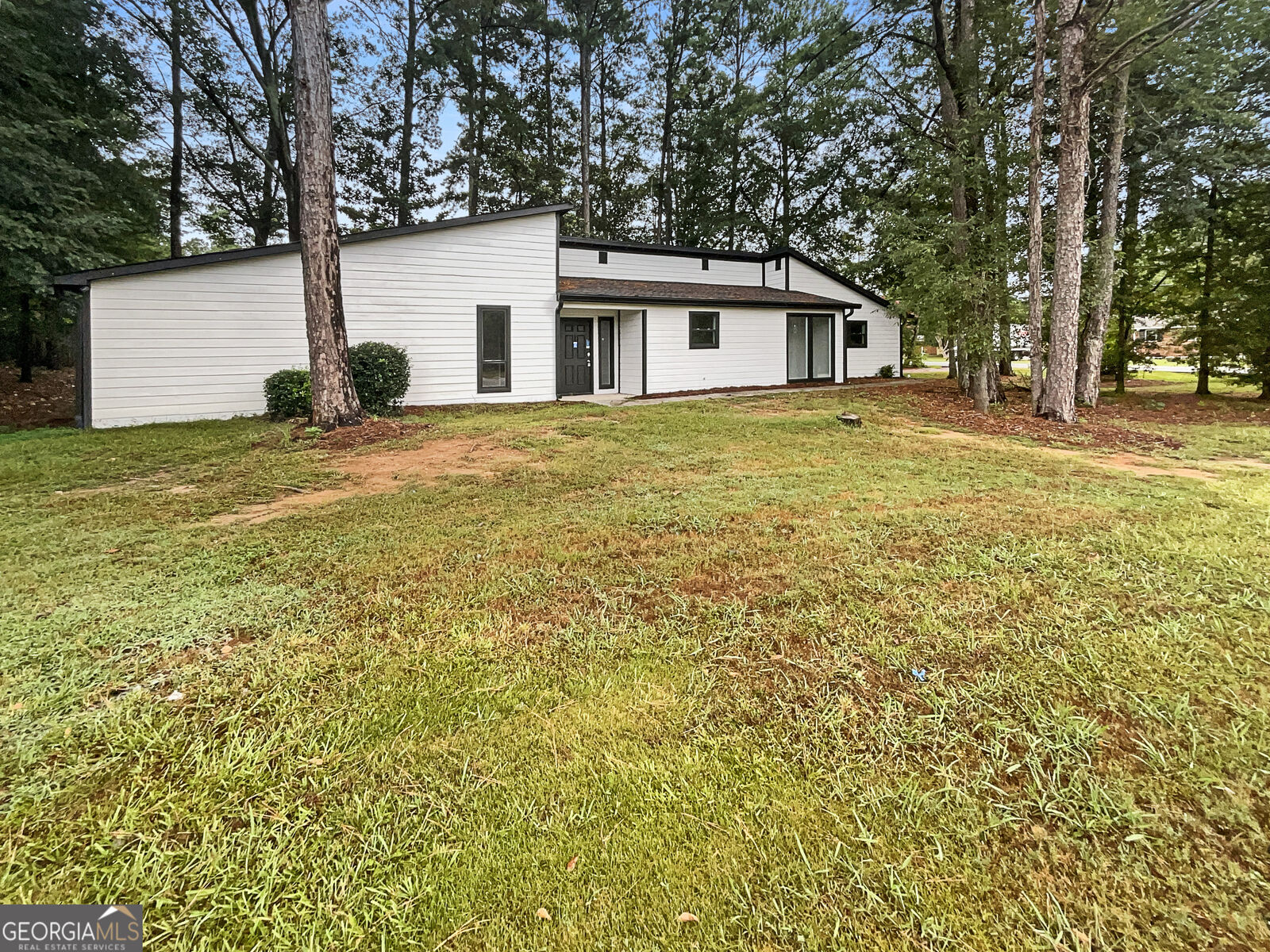 Property Photo:  51 Holt Road SE  GA 30068 