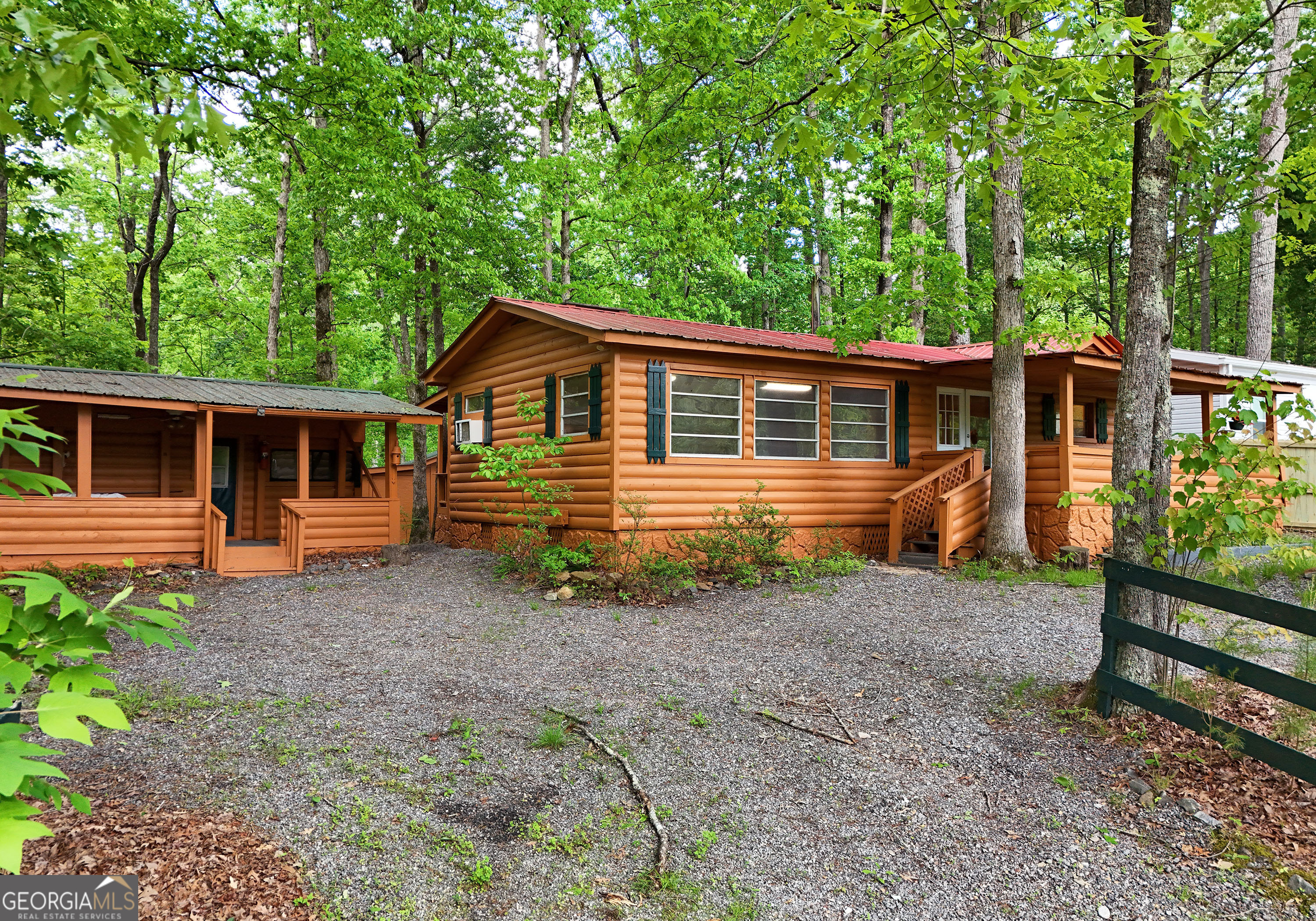 Property Photo: 628 Ruby Lake Drive 3&Amp4blocka GA 30546