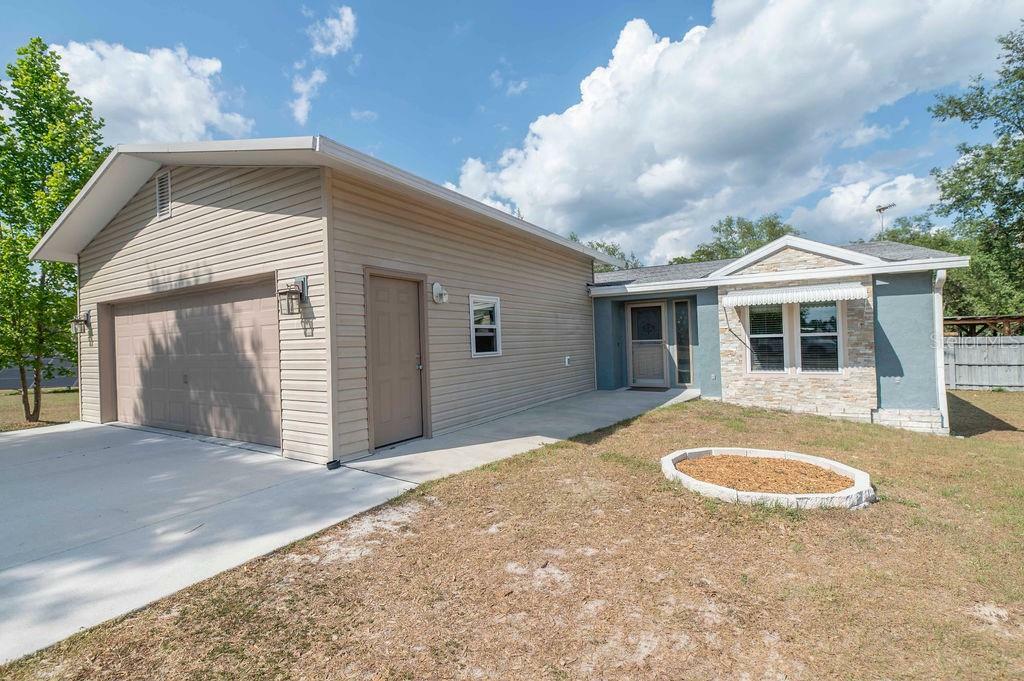 Property Photo:  11130 Demille Road  FL 33868 