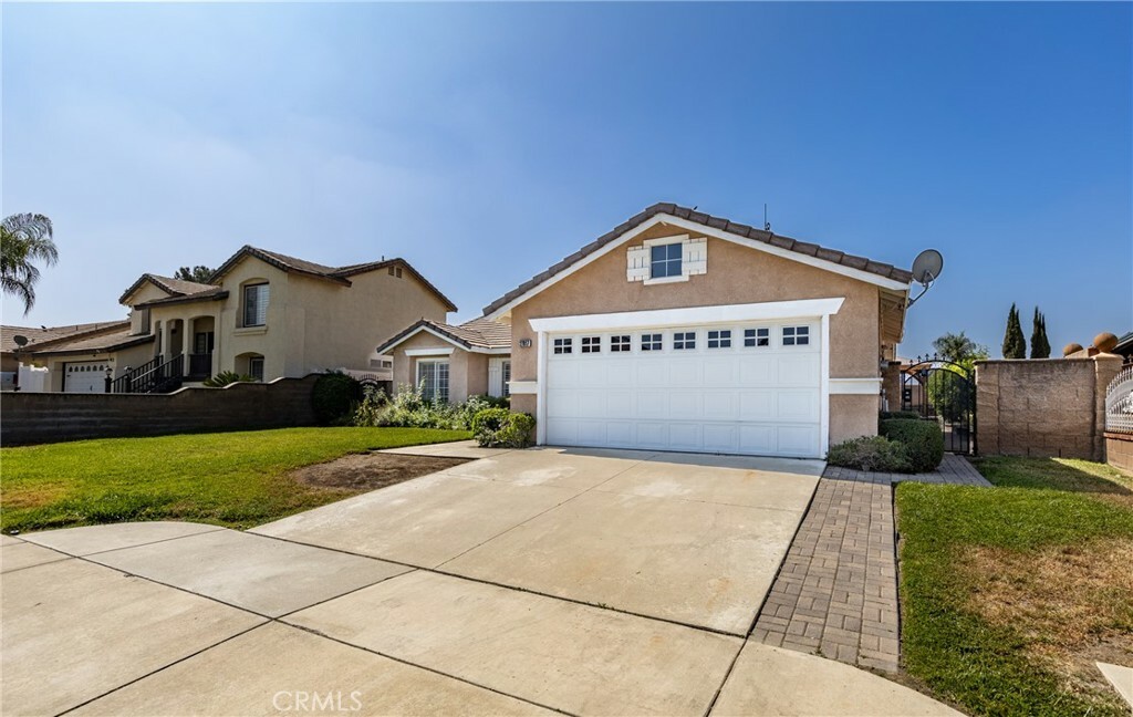 Property Photo:  27817 Norwood Street  CA 92346 