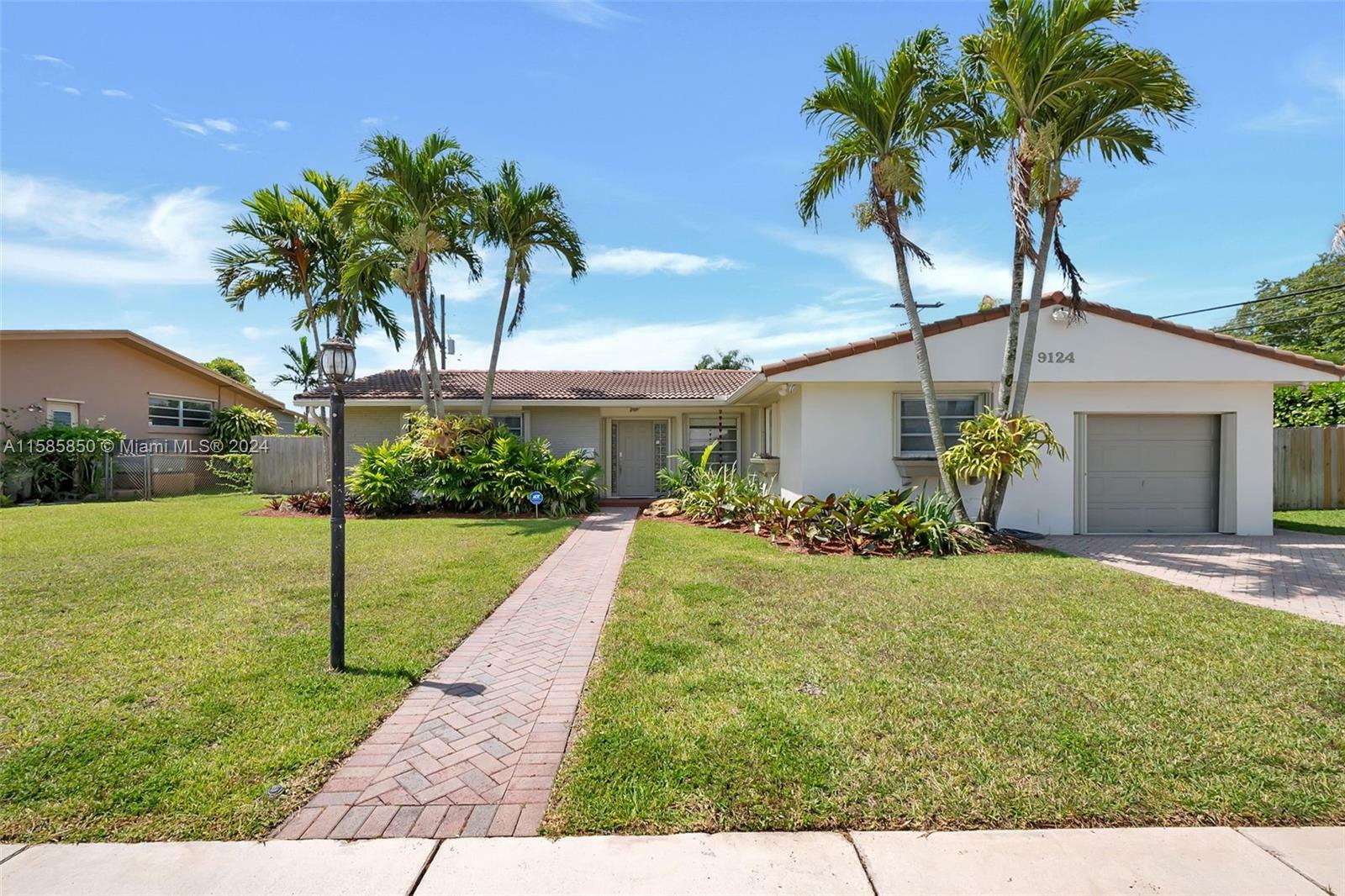 Property Photo:  9124 SW 65th St -  FL 33173 