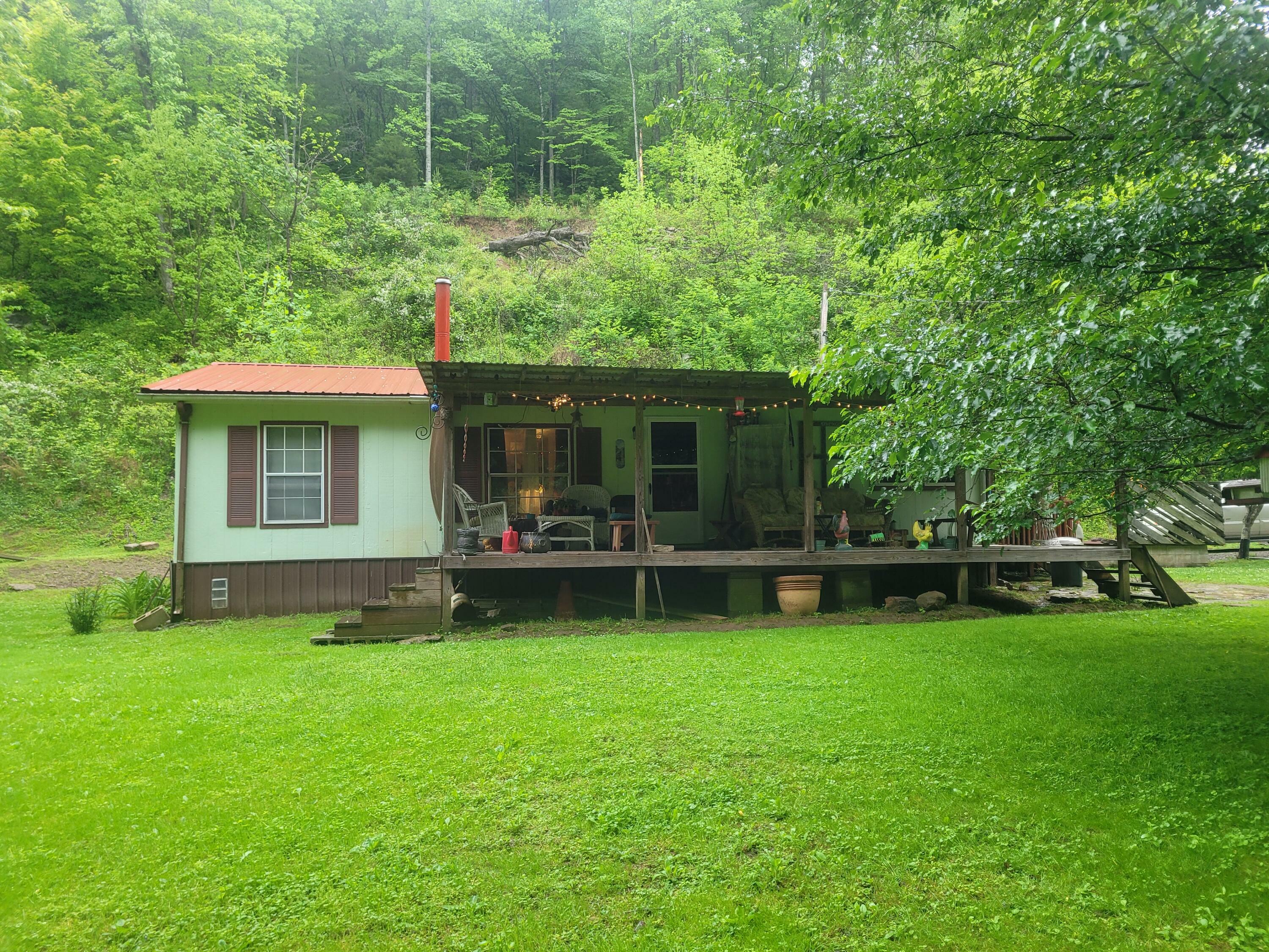 Property Photo:  523 Bullskin Branch Road  KY 40972 