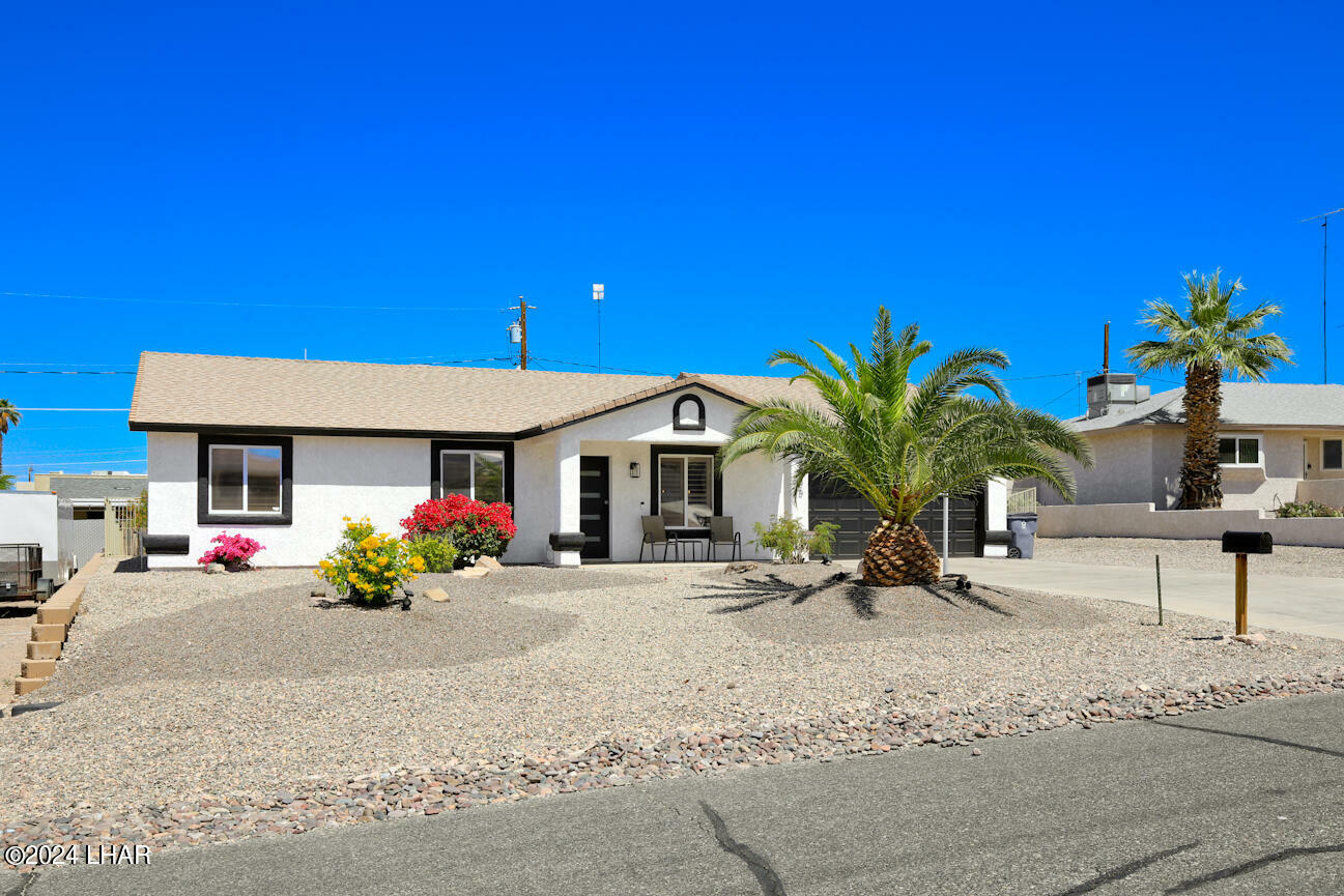 3385 Roadrunner Dr  Lake Havasu City AZ 86406 photo