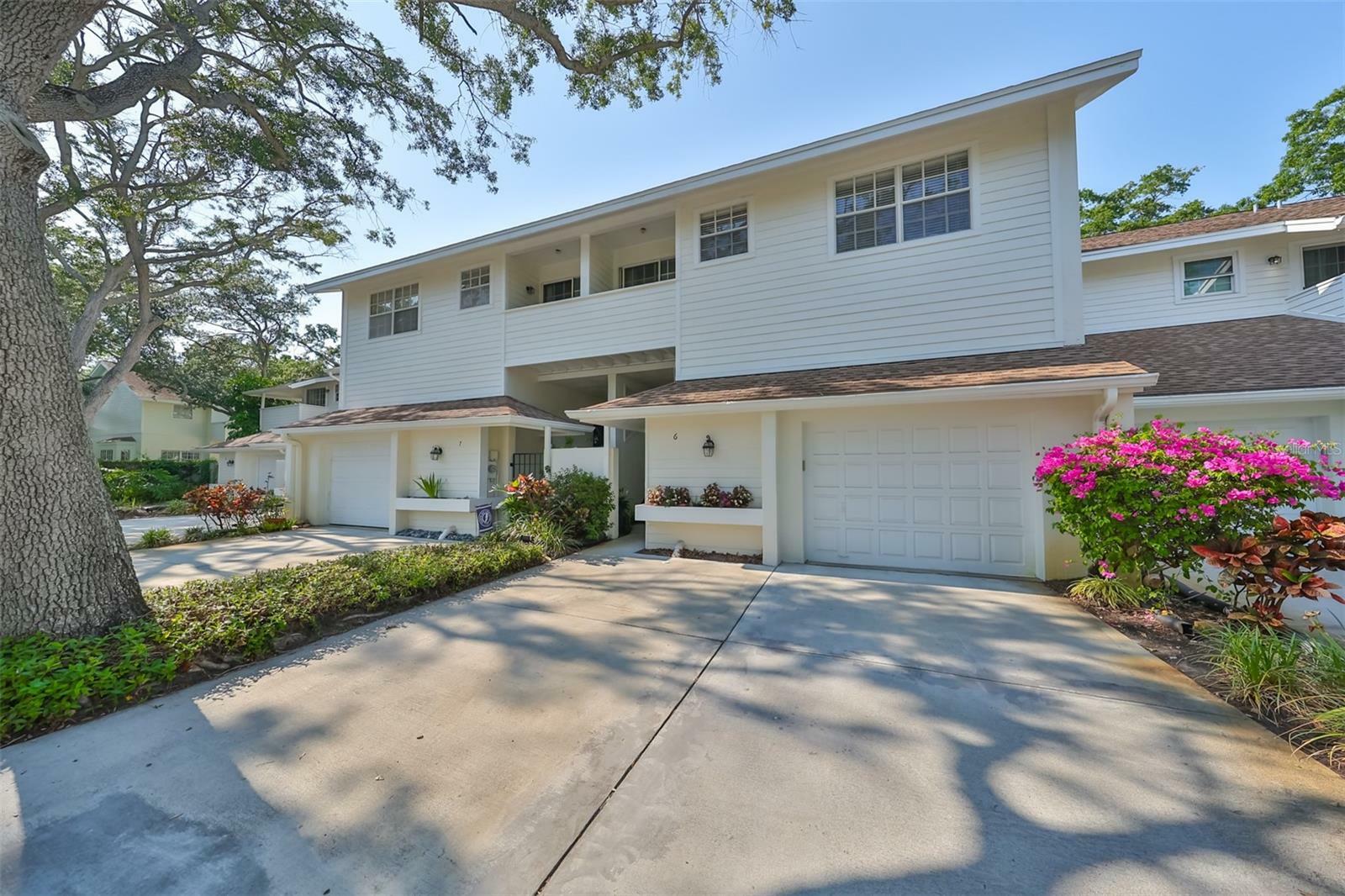 Property Photo:  5203 Bayshore Boulevard 6  FL 33611 