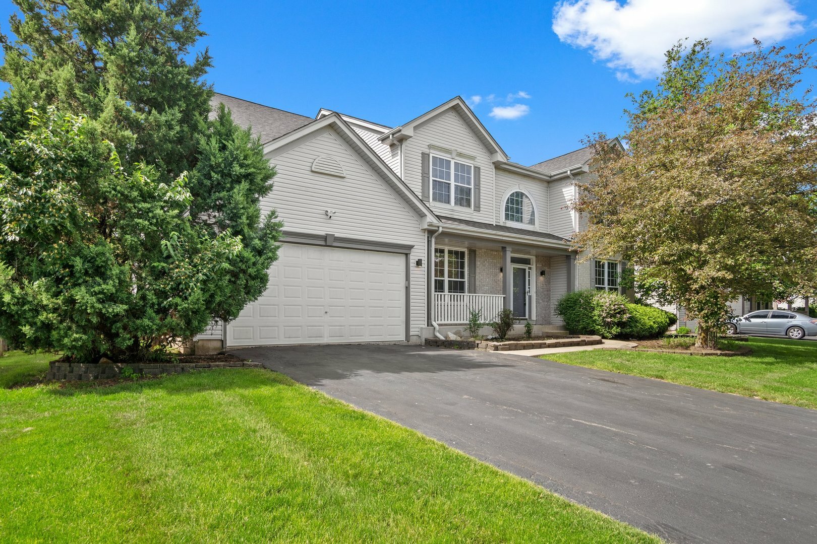 Property Photo:  2171 Mark Circle  IL 60490 