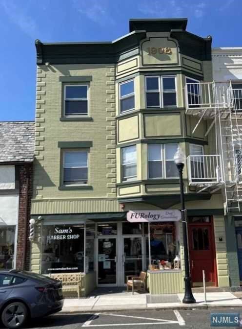 Property Photo:  24-26 Prospect Street 2F  NJ 07450 