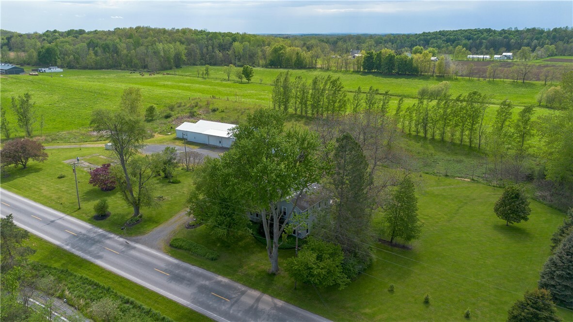 Property Photo:  231 Clyde Marengo Road Road  NY 14433 