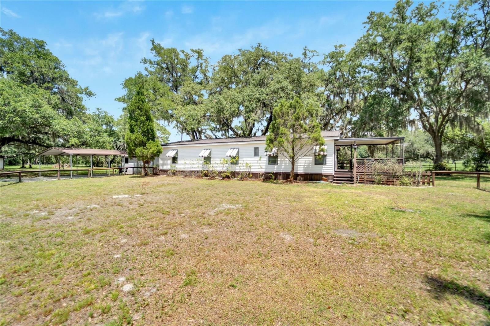 Property Photo:  12105 McIntosh Rd  FL 33592 