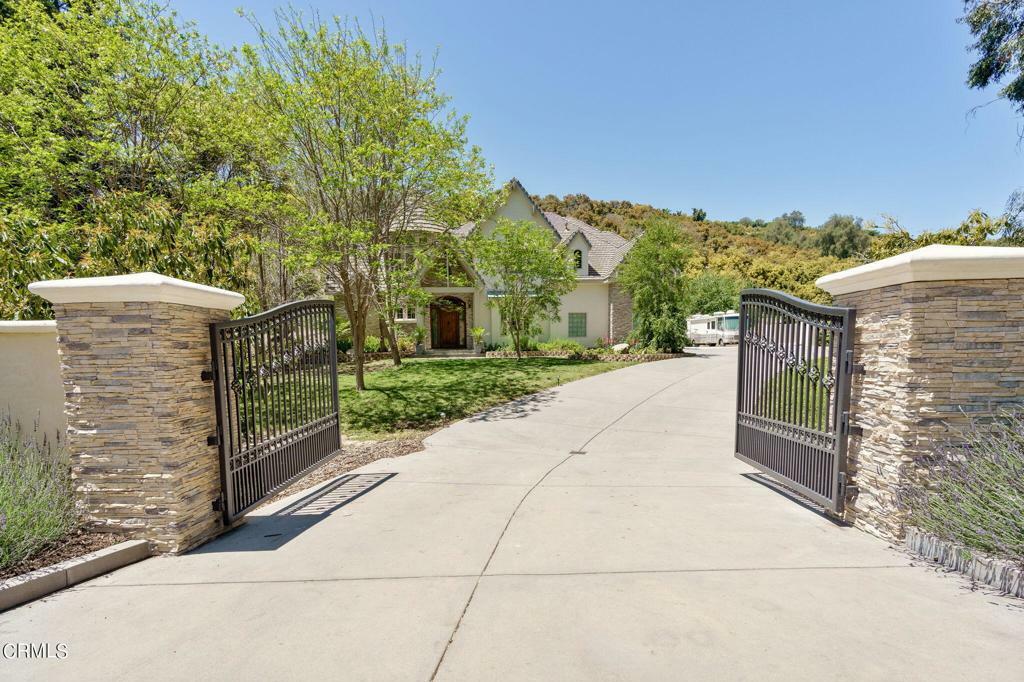 Property Photo:  5759 Heatherton Drive  CA 93066 