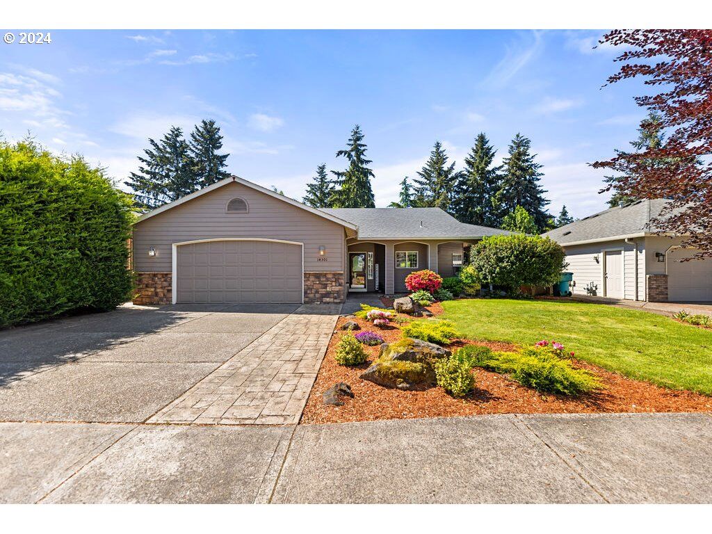 Property Photo:  14301 NE 94th St  WA 98682 