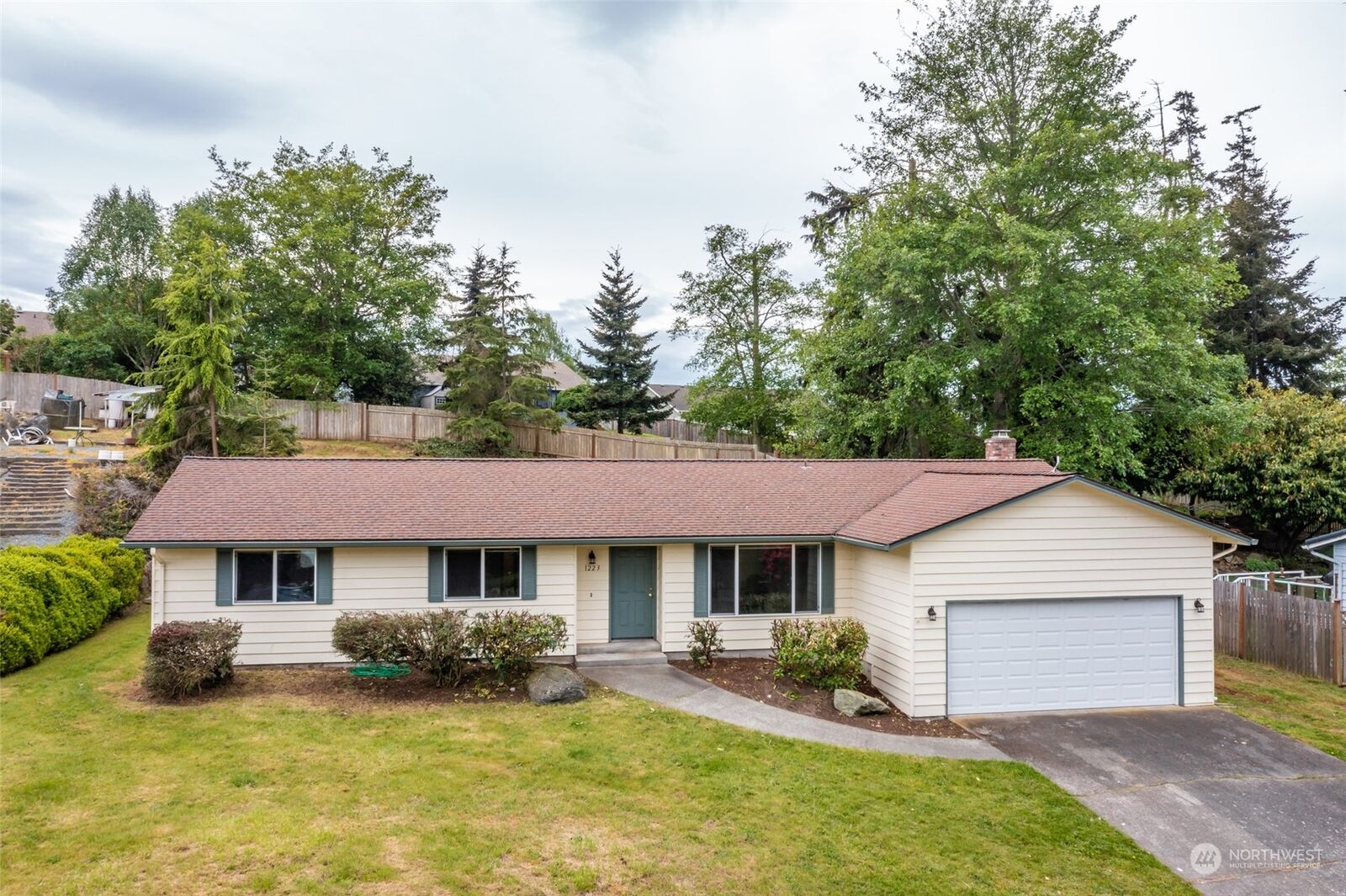 Property Photo:  1223 Patriot Way  WA 98277 