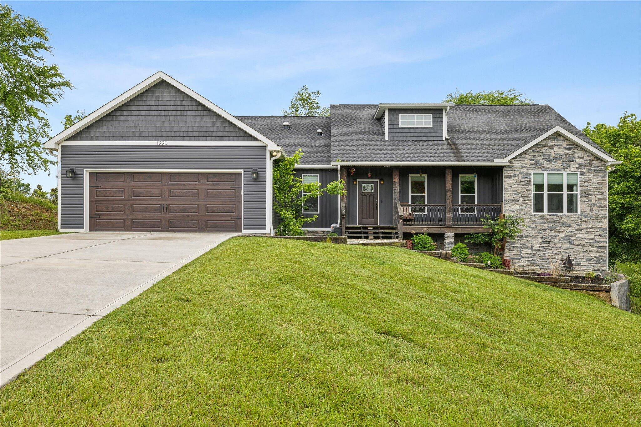 Property Photo:  1220 Foxwood Drive  TN 37862 