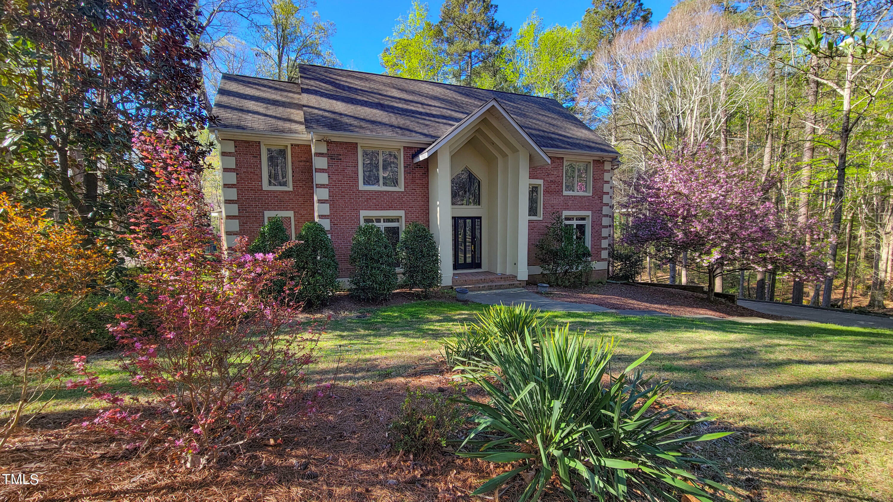 Property Photo: 3813 Duxford Drive NC 27614