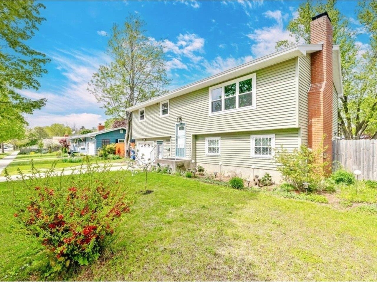 Property Photo:  110 Sunset Drive  VT 05401 