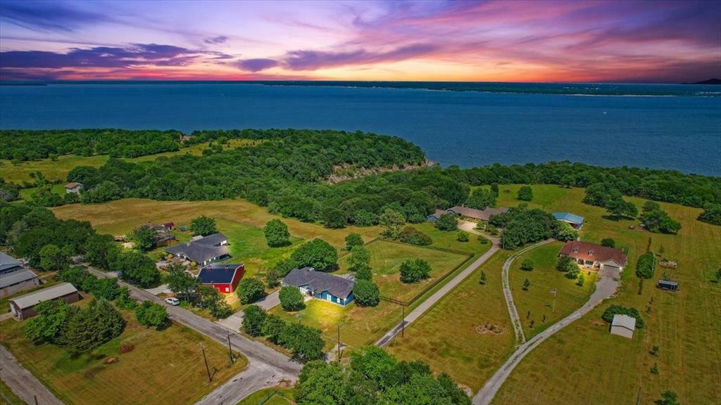 Property Photo: 778 Hanna Drive TX 75020
