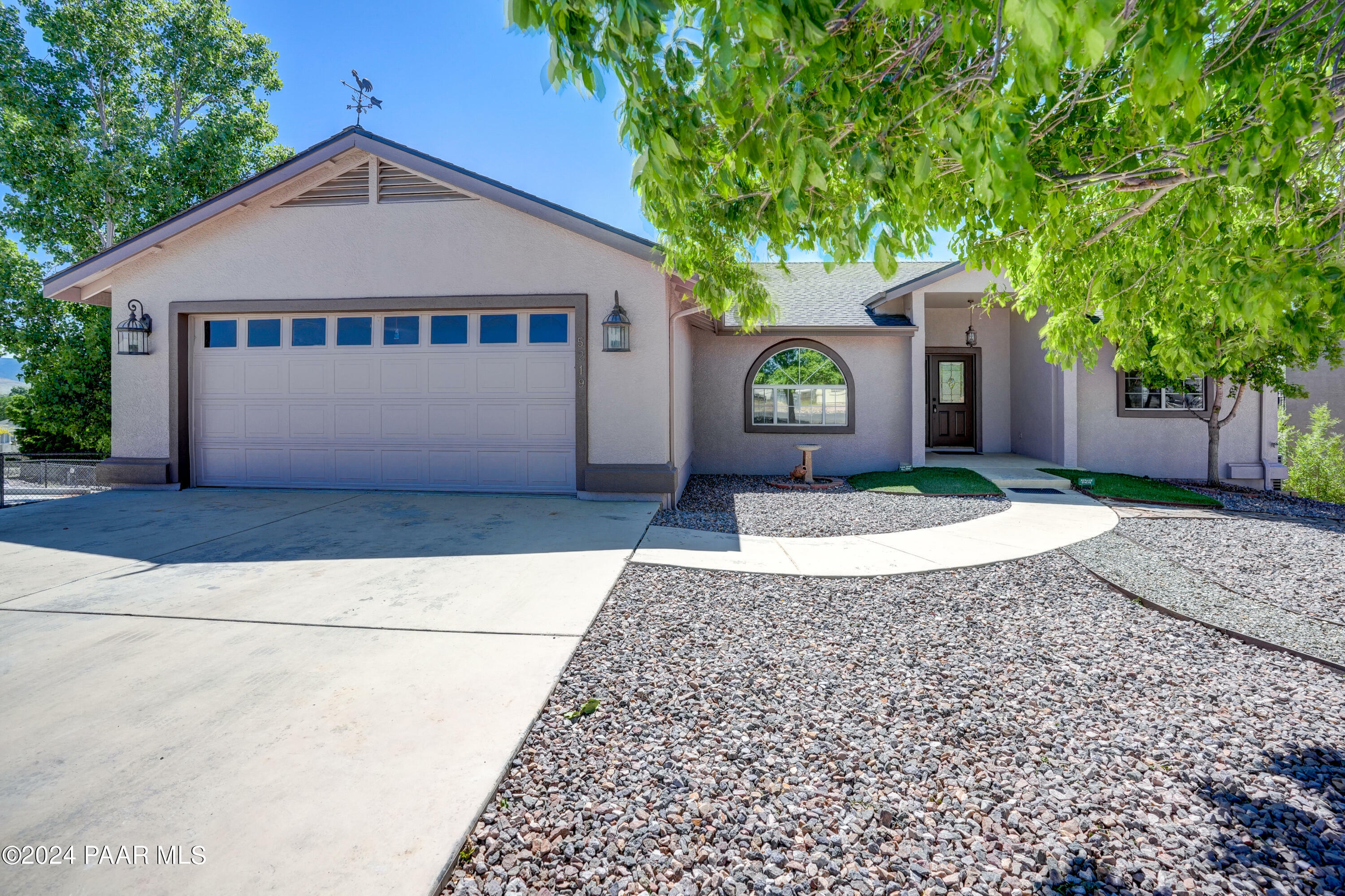 Property Photo:  5219 N Saddleback Drive  AZ 86314 