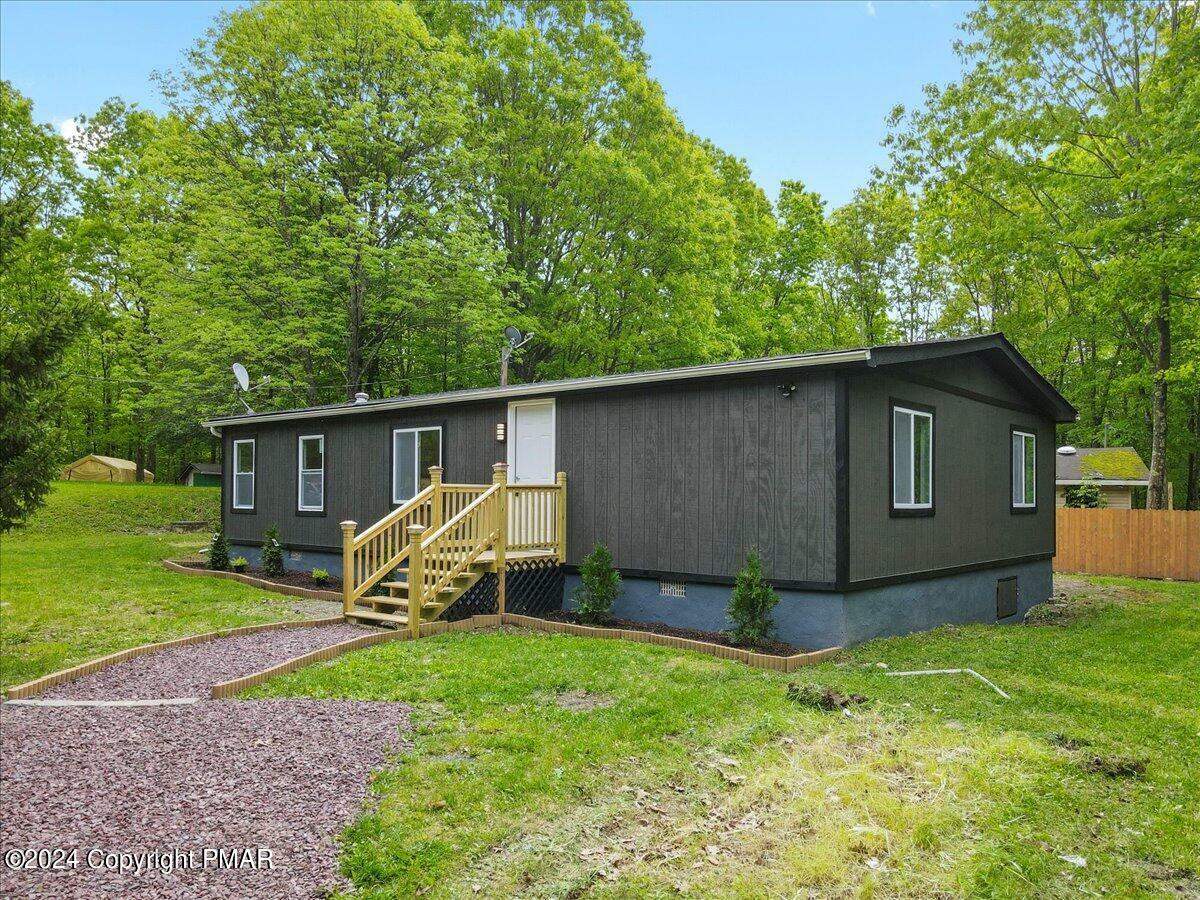 Property Photo: 2542 Castor Road PA 18302