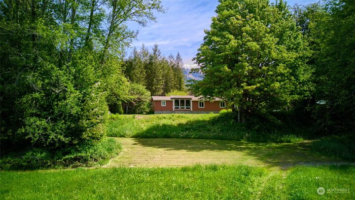 Property Photo: 9265 Thunderbird Lane WA 98237