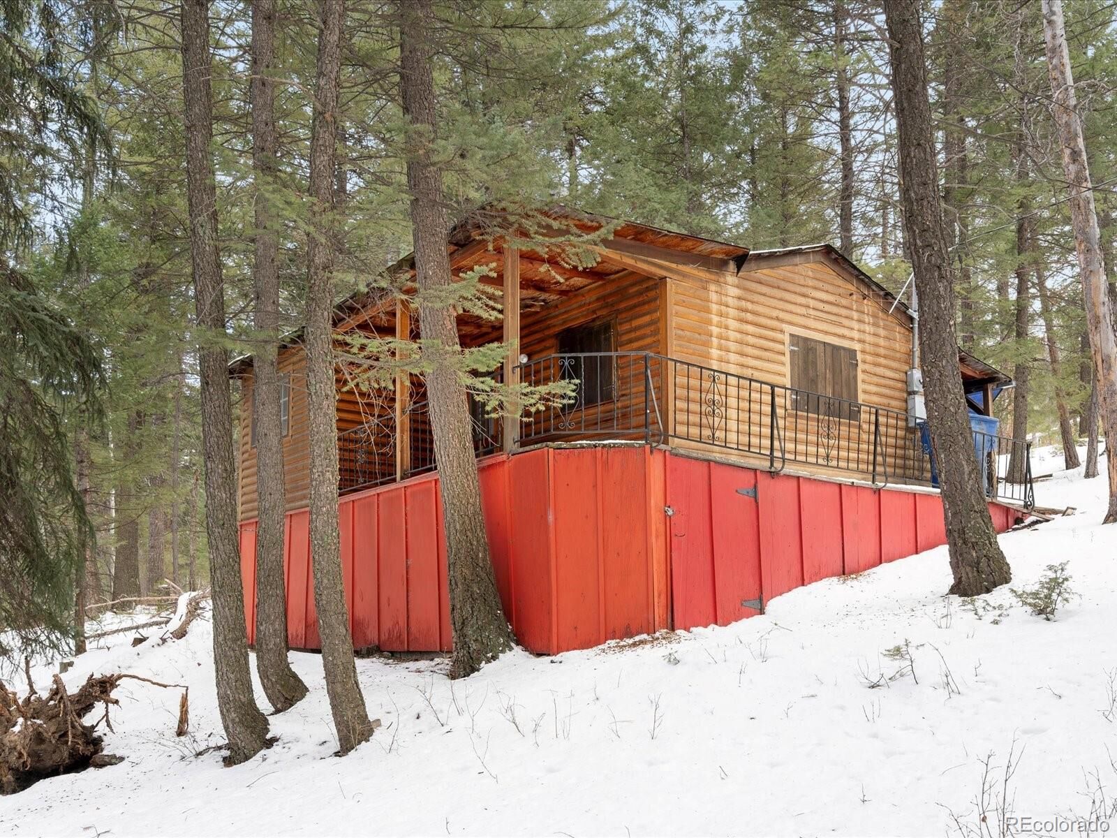 Property Photo:  5525 S Twin Spruce Drive  CO 80439 