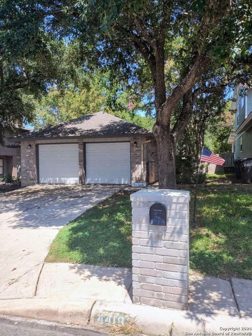 Property Photo:  4419 Putting Green  TX 78217 