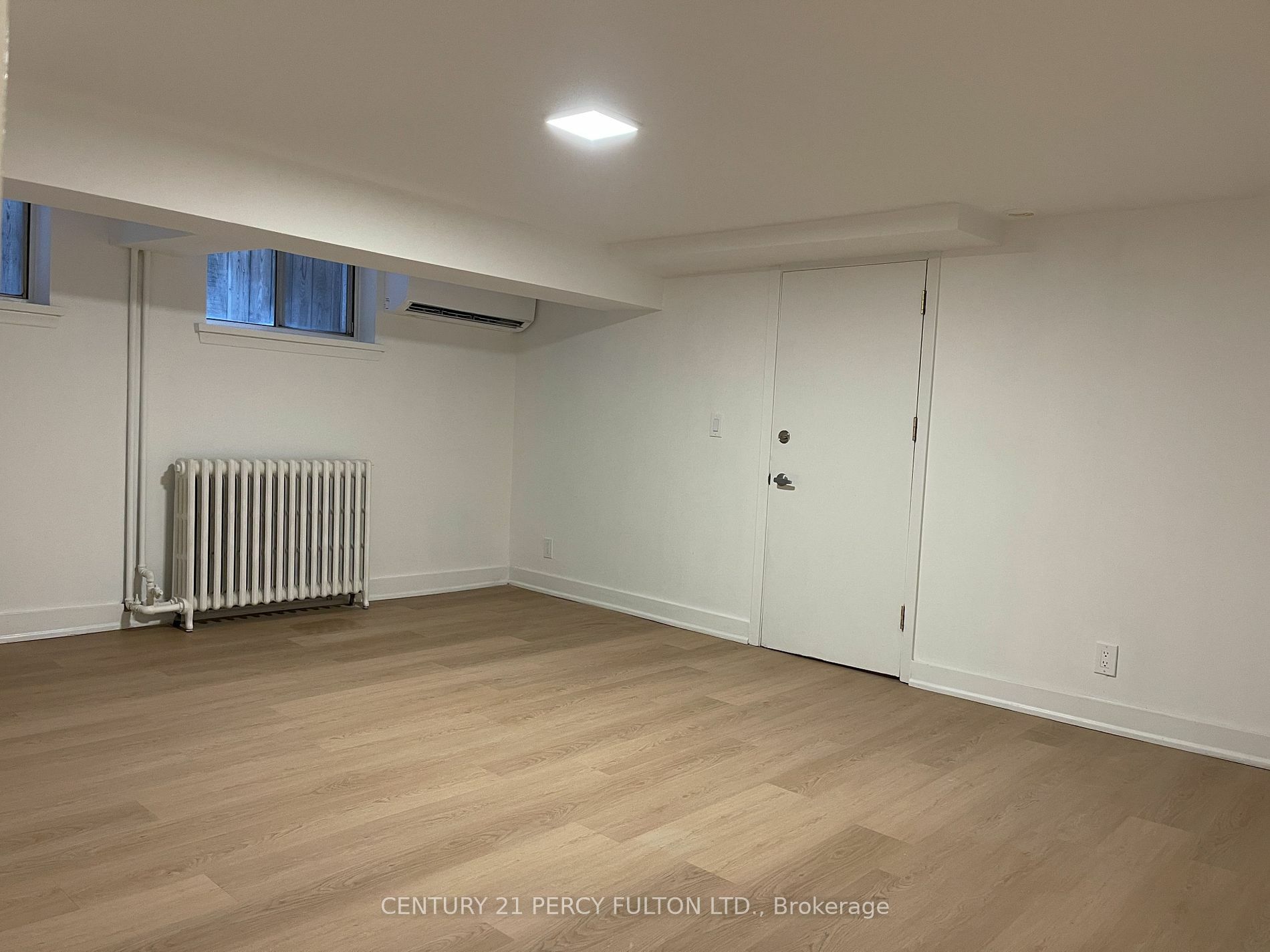 Property Photo:  356 Walmer Rd #1  ON M5R 2Y4 