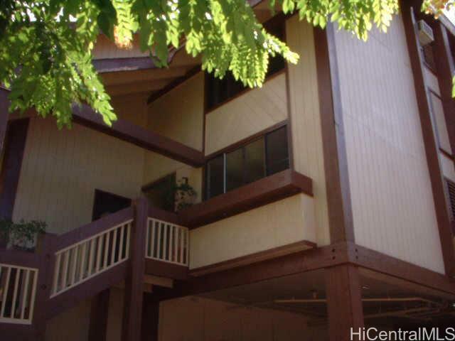 Property Photo:  