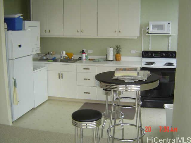 Property Photo:  1702 Kewalo Street 804  HI 96822 