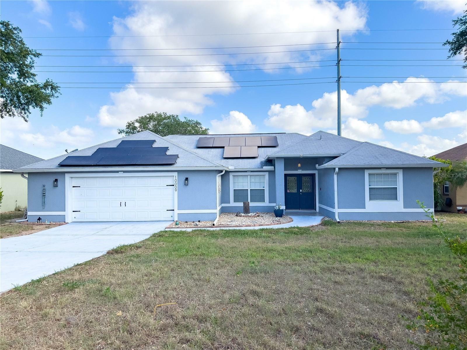 Property Photo:  10009 Crenshaw Circle  FL 34711 