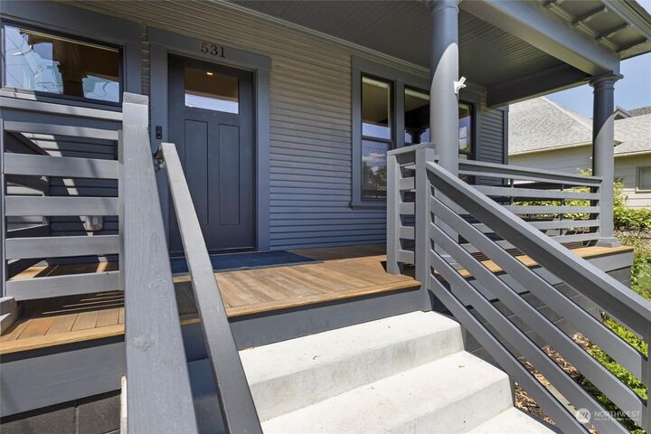 Property Photo:  531 Newell Street  WA 99362 