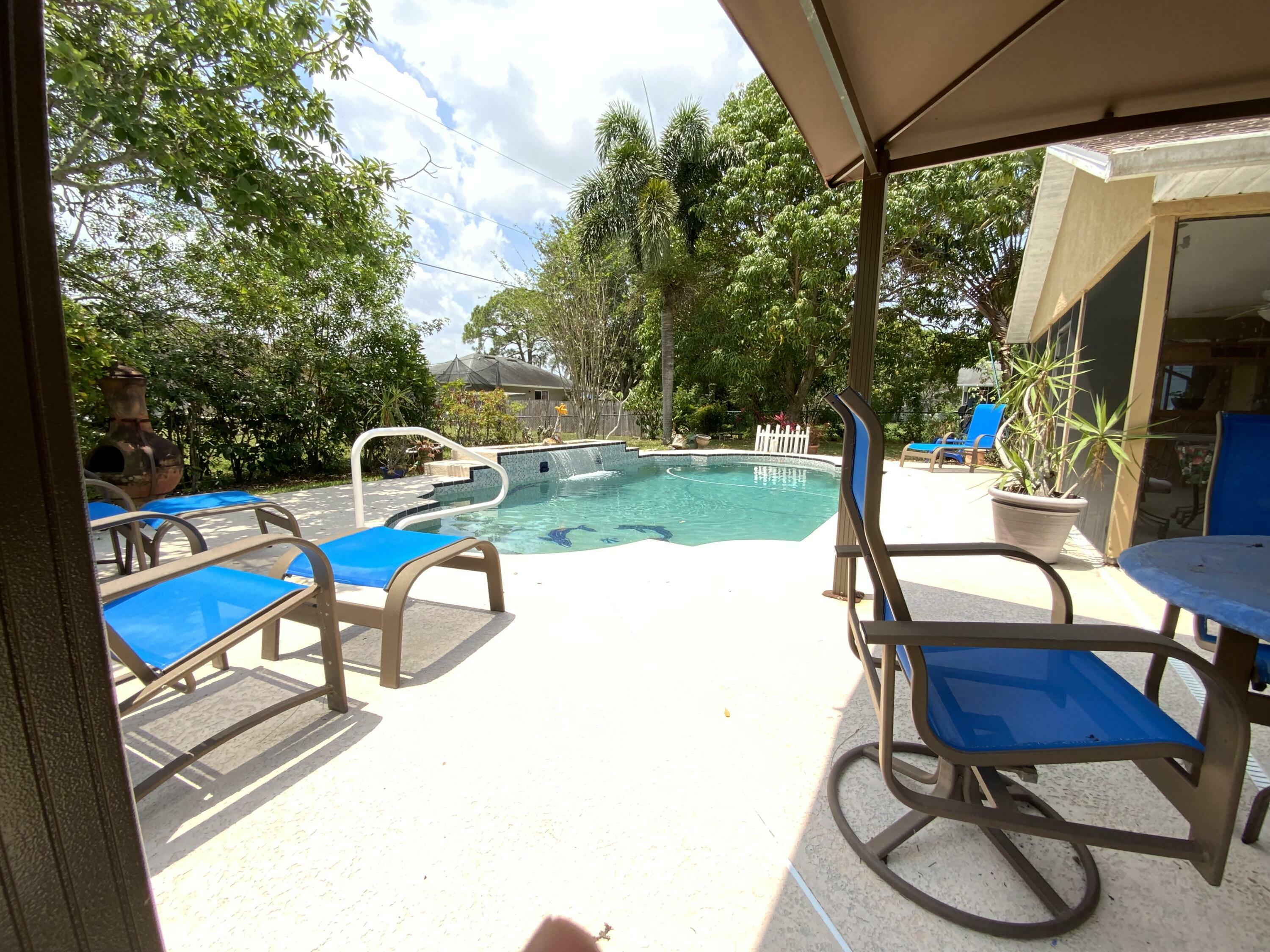 Property Photo:  226 SW Starflower Avenue  FL 34953 