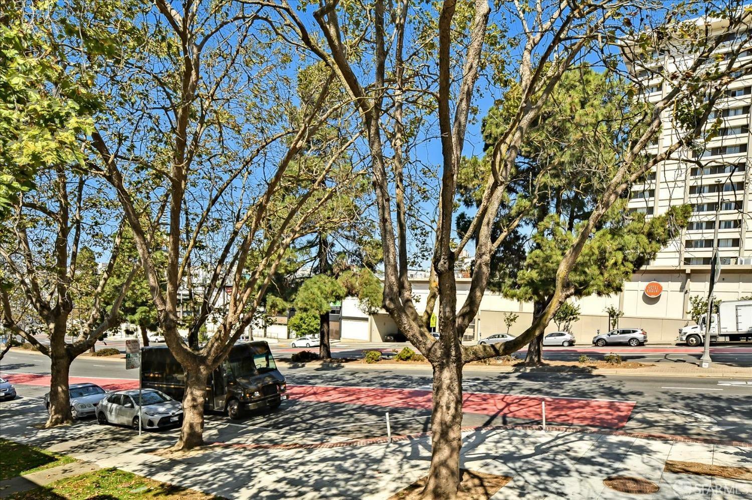 Property Photo:  1545 Geary Boulevard 3  CA 94115 