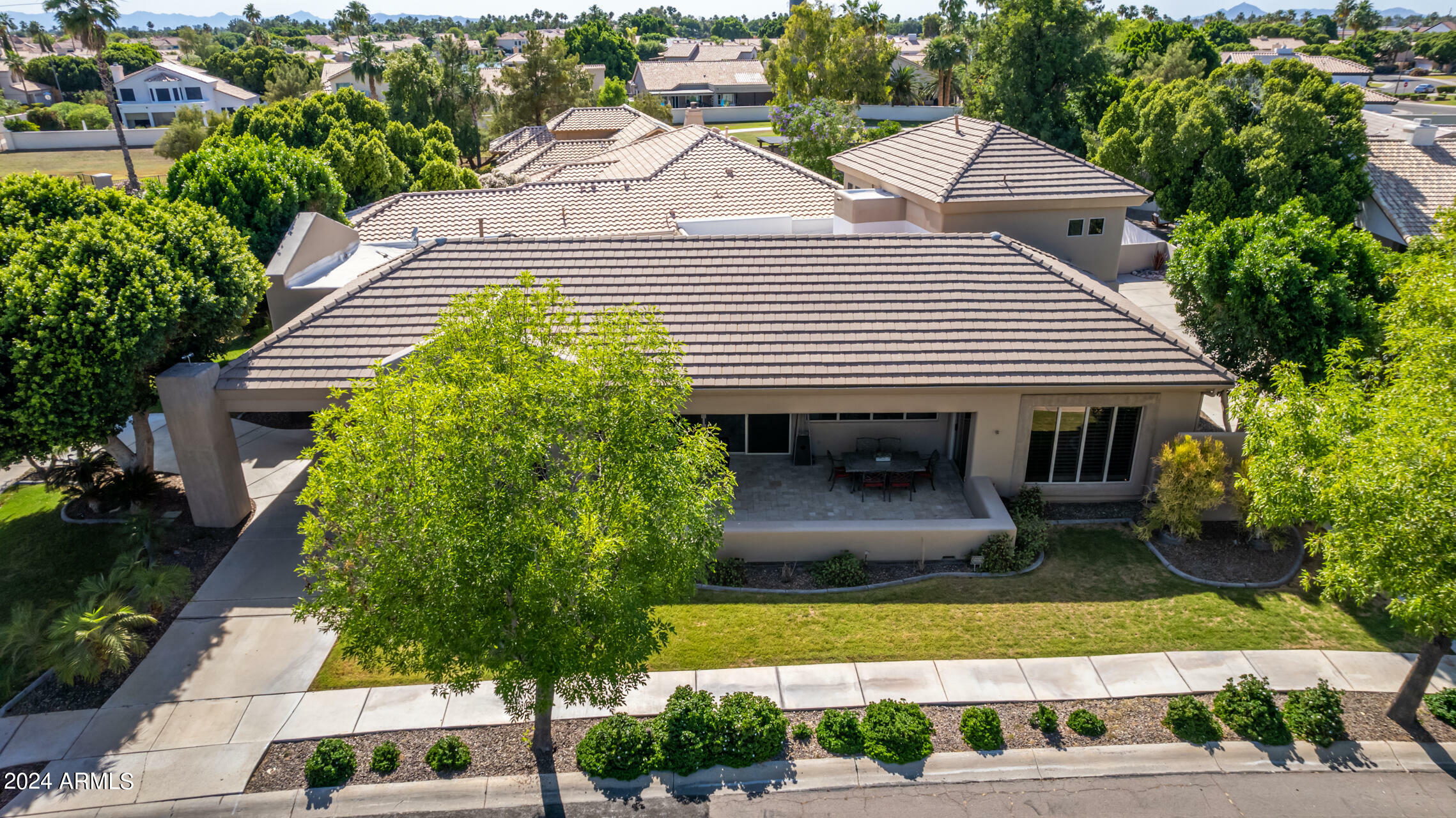 Property Photo:  1920 E Schooner Court  AZ 85234 