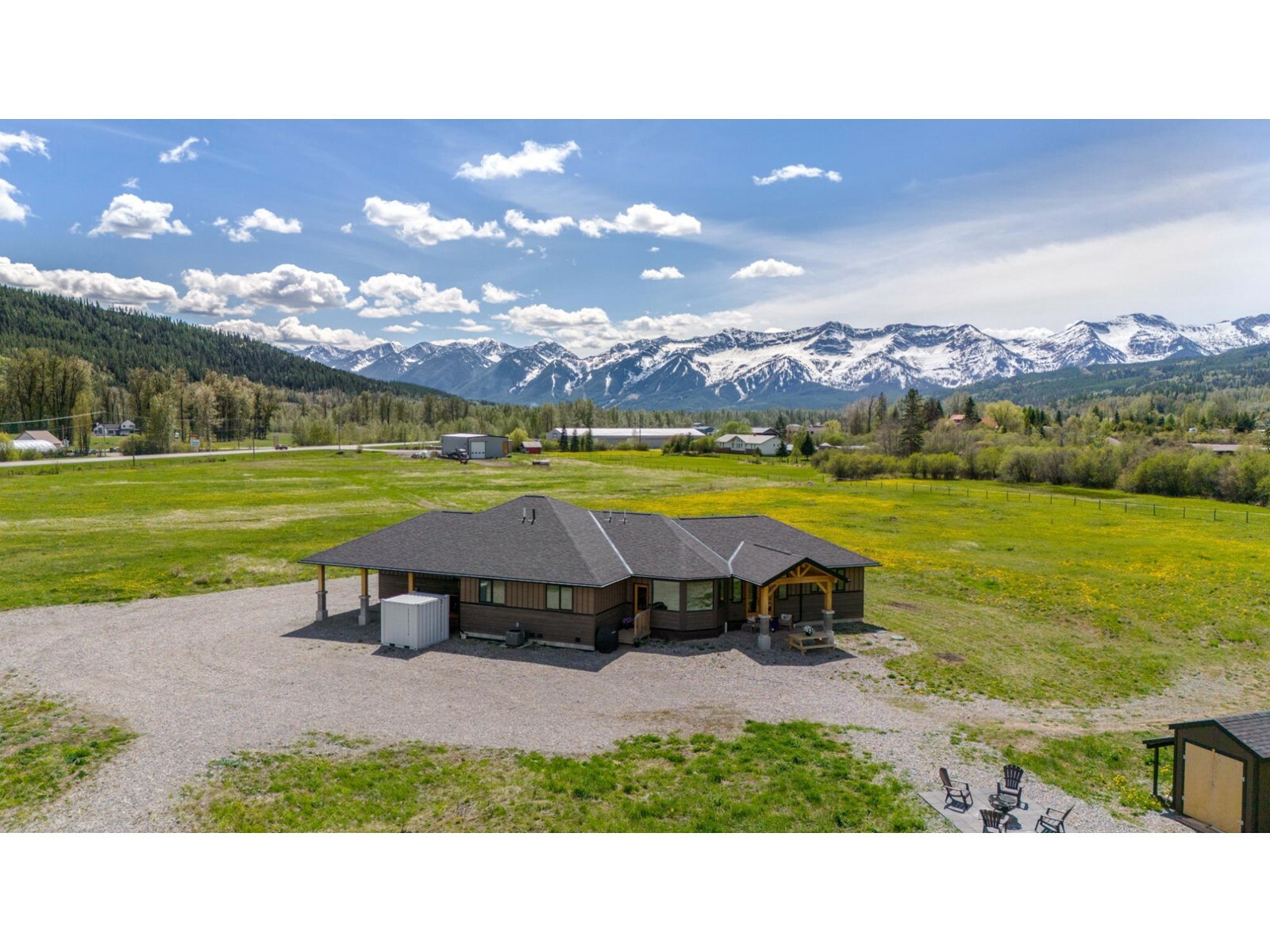 Property Photo:  6385 Highway 3  BC V0B 1M0 