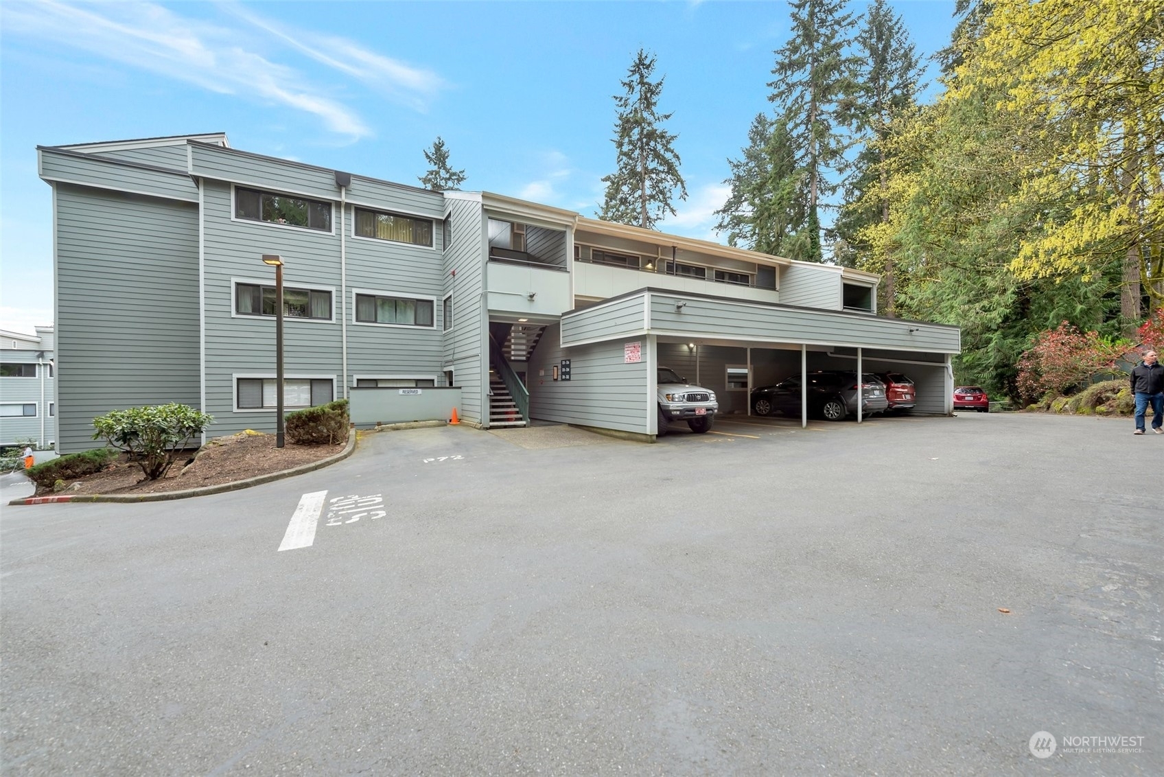 Property Photo:  13743 15th Avenue NE D12  WA 98125 