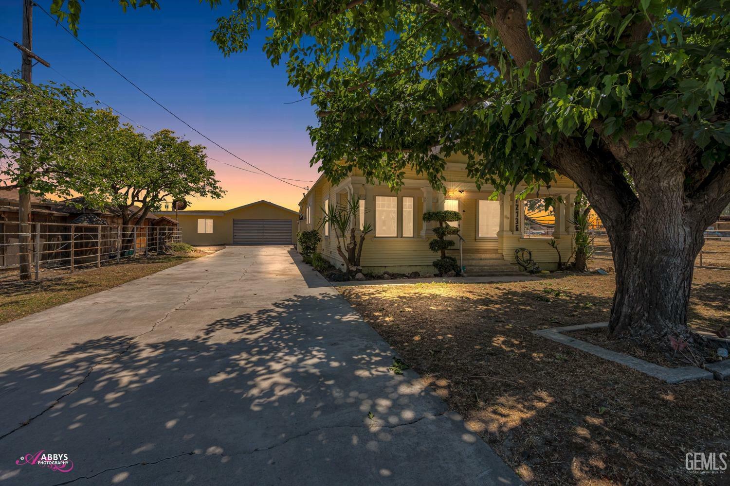 Property Photo:  12736 Eberle Road  CA 93313 